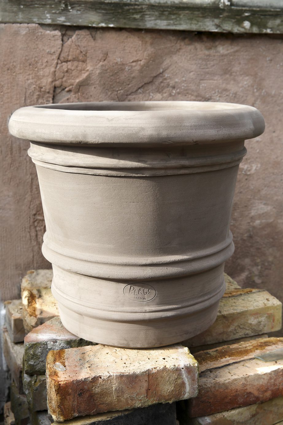 raw grey ceramic pot
